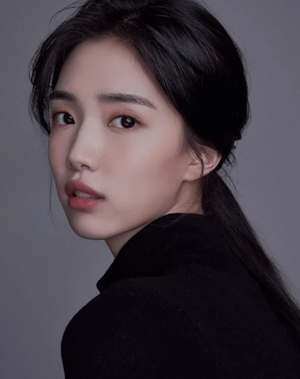 Yoon Seo-A.jpg