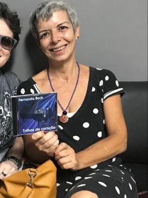 Luiza Viegas (Dubladora).jpg
