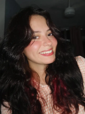 Júlia.png.jpg