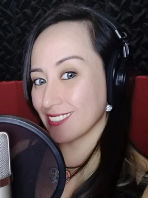 Stella Sayuri (Dubladora).jpg