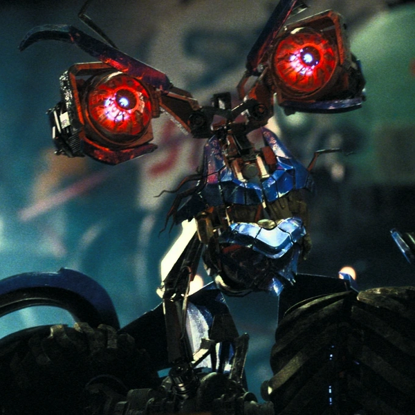 Arquivo:Wheelie-TransformersROTF.png