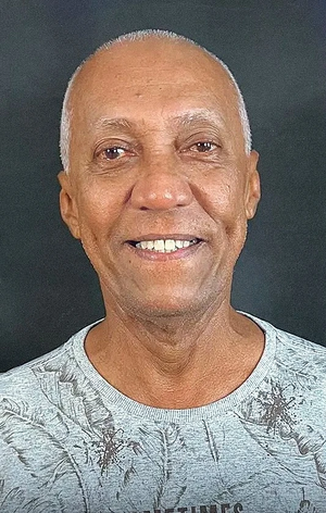 Carlos Gesteira (Dublador).jpg