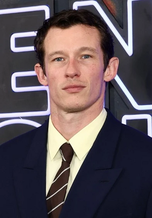 Callum Turner.jpg
