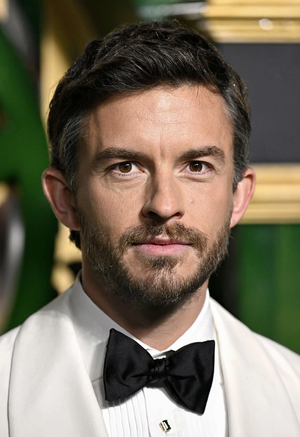 JonathanBailey.jpg
