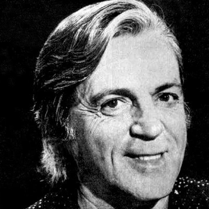 José Parisi (Capa).jpg