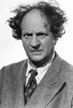 Larry Fine em Os Três Patetas