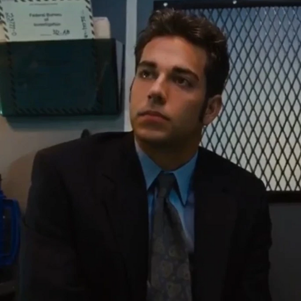 Arquivo:Agente Kevin.jpg
