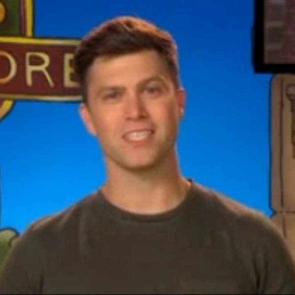 Arquivo:ColinJost-Sésamo-50ºAniversárioCelebremos.png