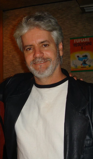 Emerson Caperbat (2015).jpg