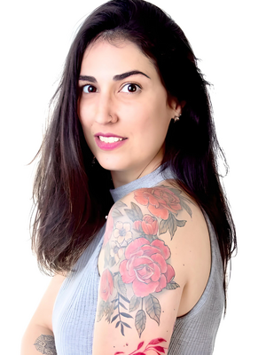 Lívia Simardi (Dubladora).png
