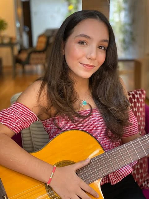 Valentina Oliveira.jpg