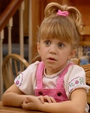 Michelle Tanner (2ª voz) em Três é Demais