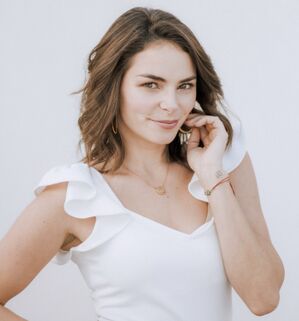 Alejandra-Robles-Gil.jpg