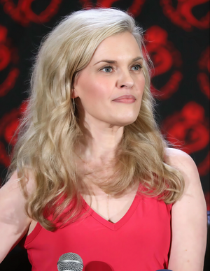 Kari Wahlgren.png